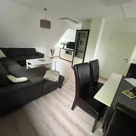 Sonnenschein Gartenblick